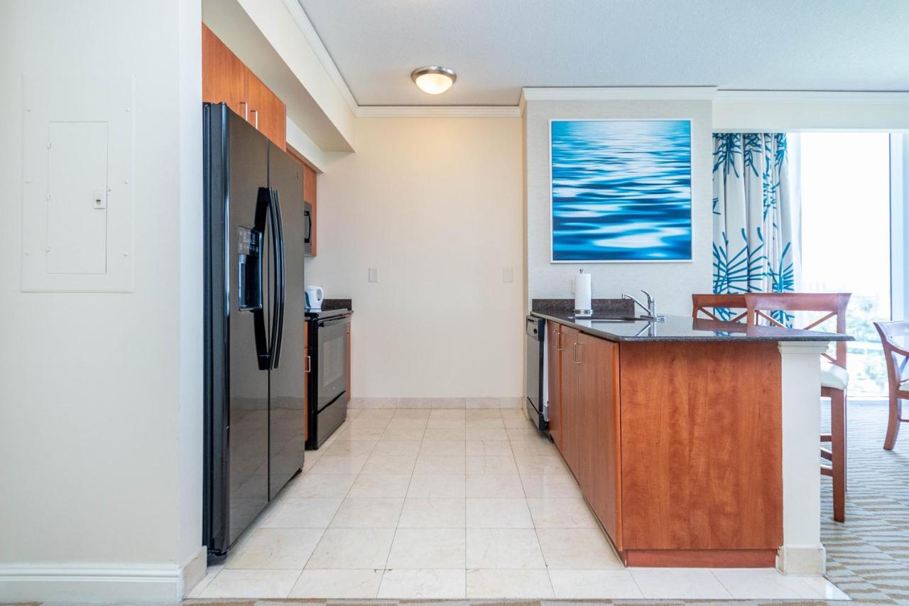Trump Intl 2 Bedroom Apartment 1600 Sqf Ocean And Bay View Санні-Айлс-Біч Екстер'єр фото