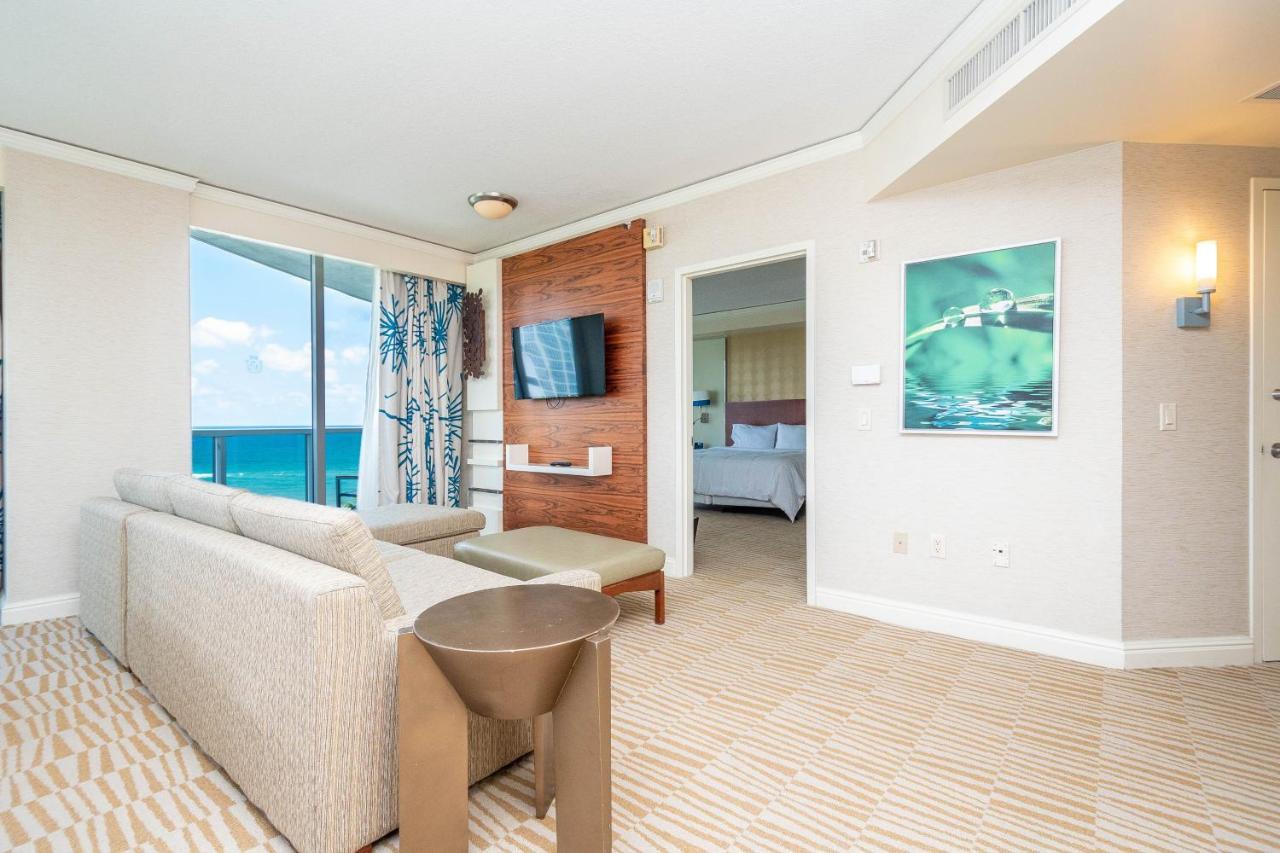 Trump Intl 2 Bedroom Apartment 1600 Sqf Ocean And Bay View Санні-Айлс-Біч Екстер'єр фото