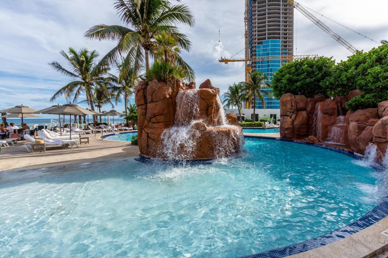 Trump Intl 2 Bedroom Apartment 1600 Sqf Ocean And Bay View Санні-Айлс-Біч Екстер'єр фото